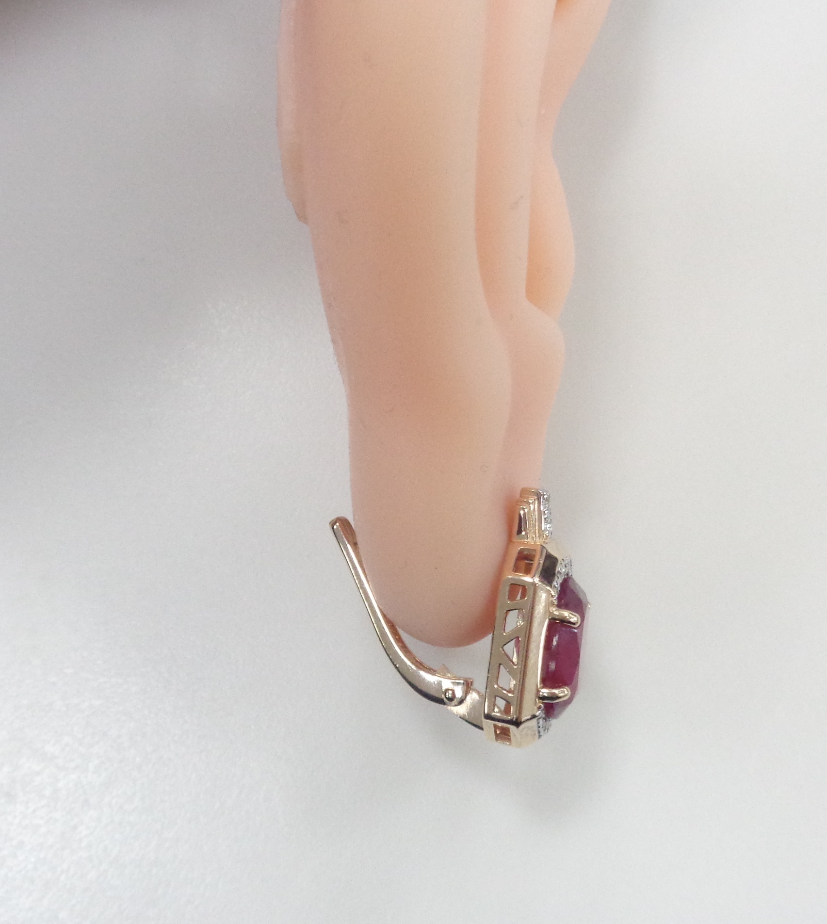 Серебряные серьги с рубинами